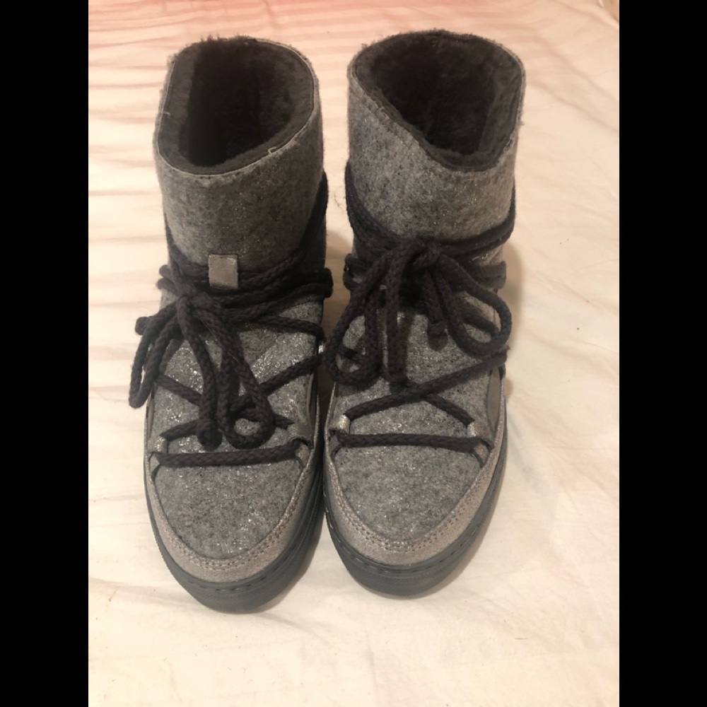 Never Worn INUIKII Shearling Suede Boots.